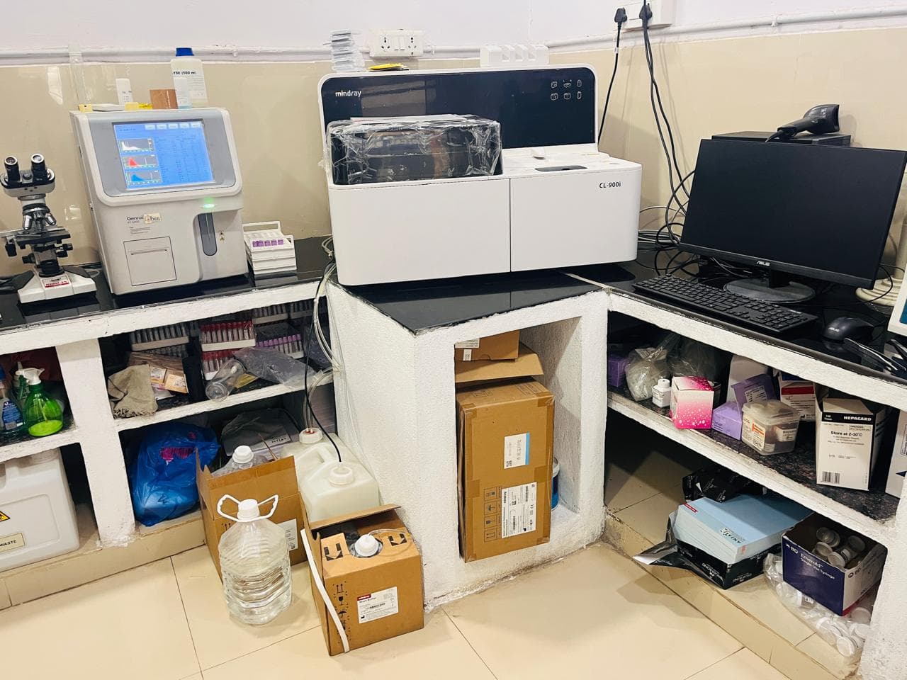 CLIA 9000i advanced immunoassay system
